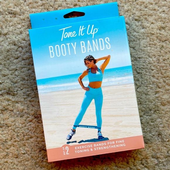 BNIB Tone It Up Booty Bands Two Pack with Travel Pouch - Picture 2 of 3